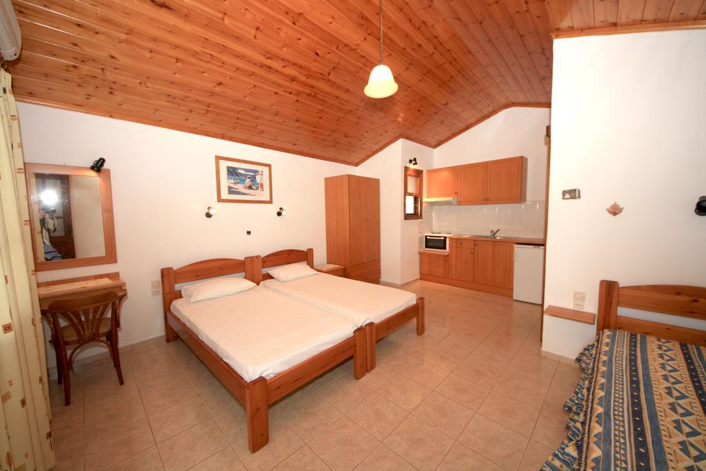 Amalia Studios Skiathos Chora Extérieur photo