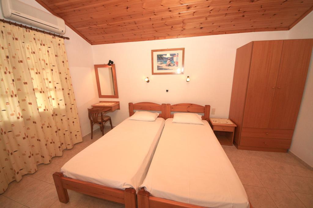 Amalia Studios Skiathos Chora Extérieur photo